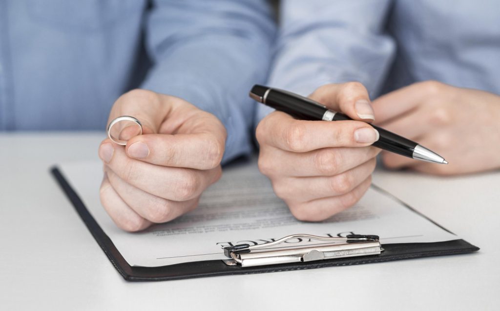 dissolution-of-marriage-vs-divorce-understanding-the-difference