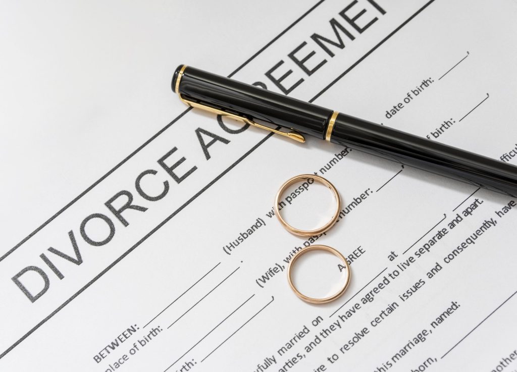 what-happens-if-your-spouse-wont-sign-the-divorce-papers